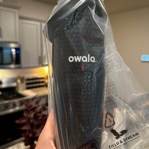 Owala Black Water Bottle